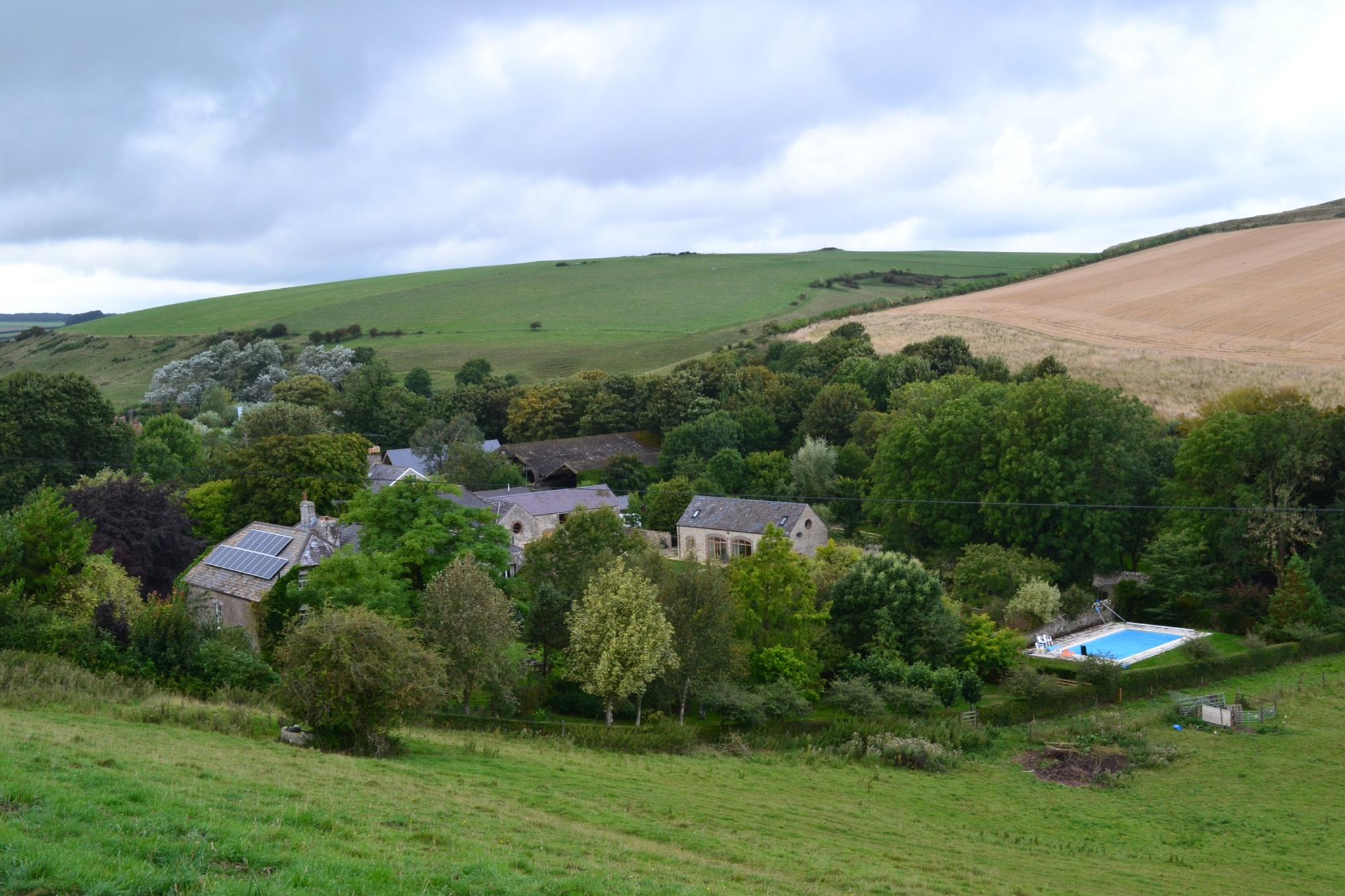 Ashton Barn and Farmyard