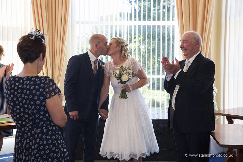 Mountfield wedding. Copyright: Starlight Photography